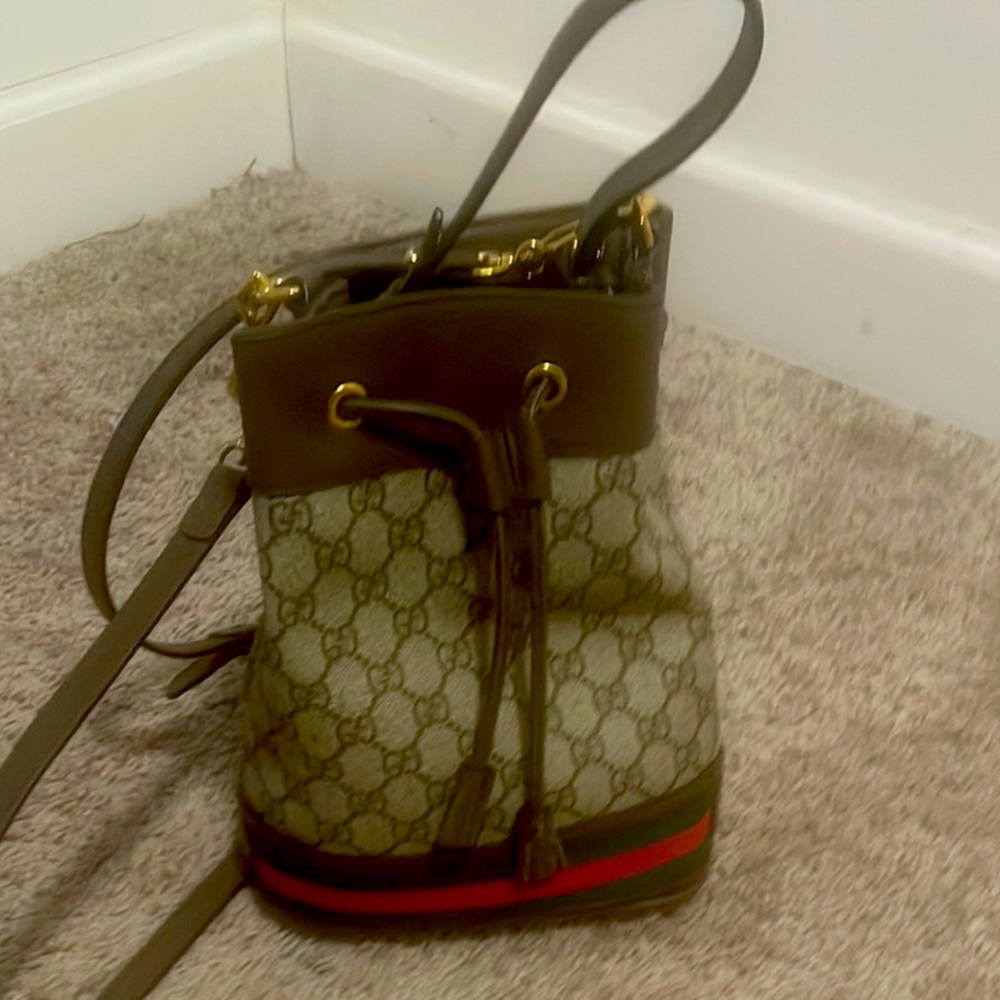Gucci crossbody bag